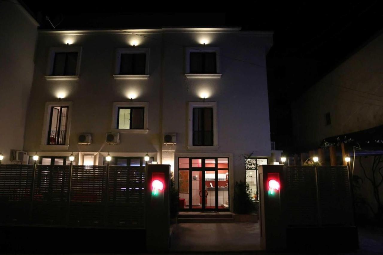 Hotel Rimini 티라나 외부 사진